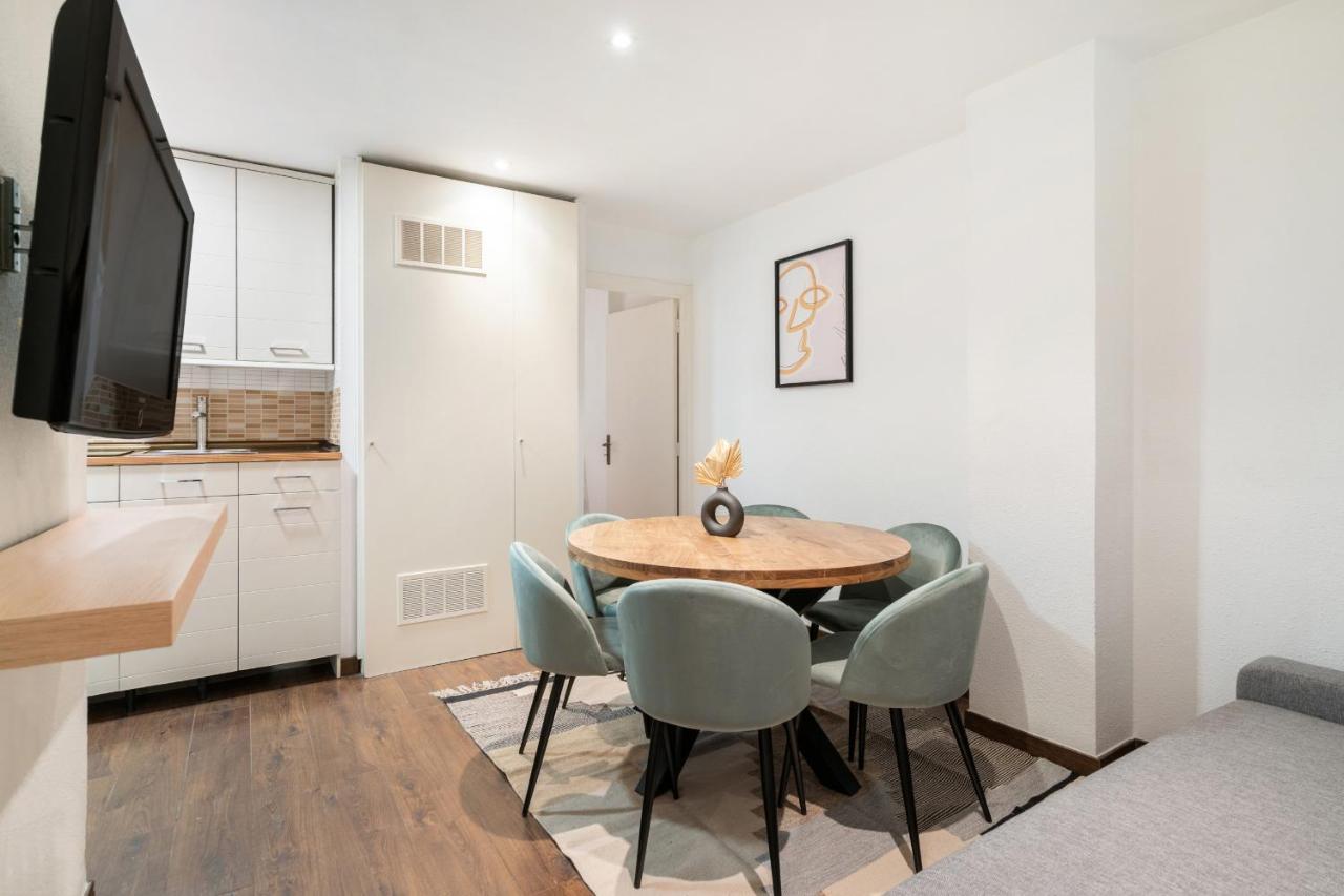 Apartamento En La Puerta Del Sol Apartment Madrid Luaran gambar