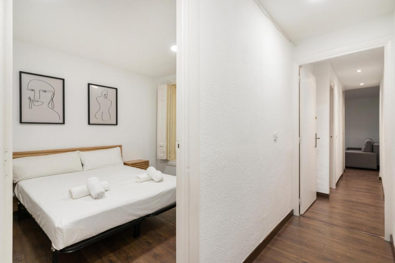 Apartamento En La Puerta Del Sol Apartment Madrid Luaran gambar