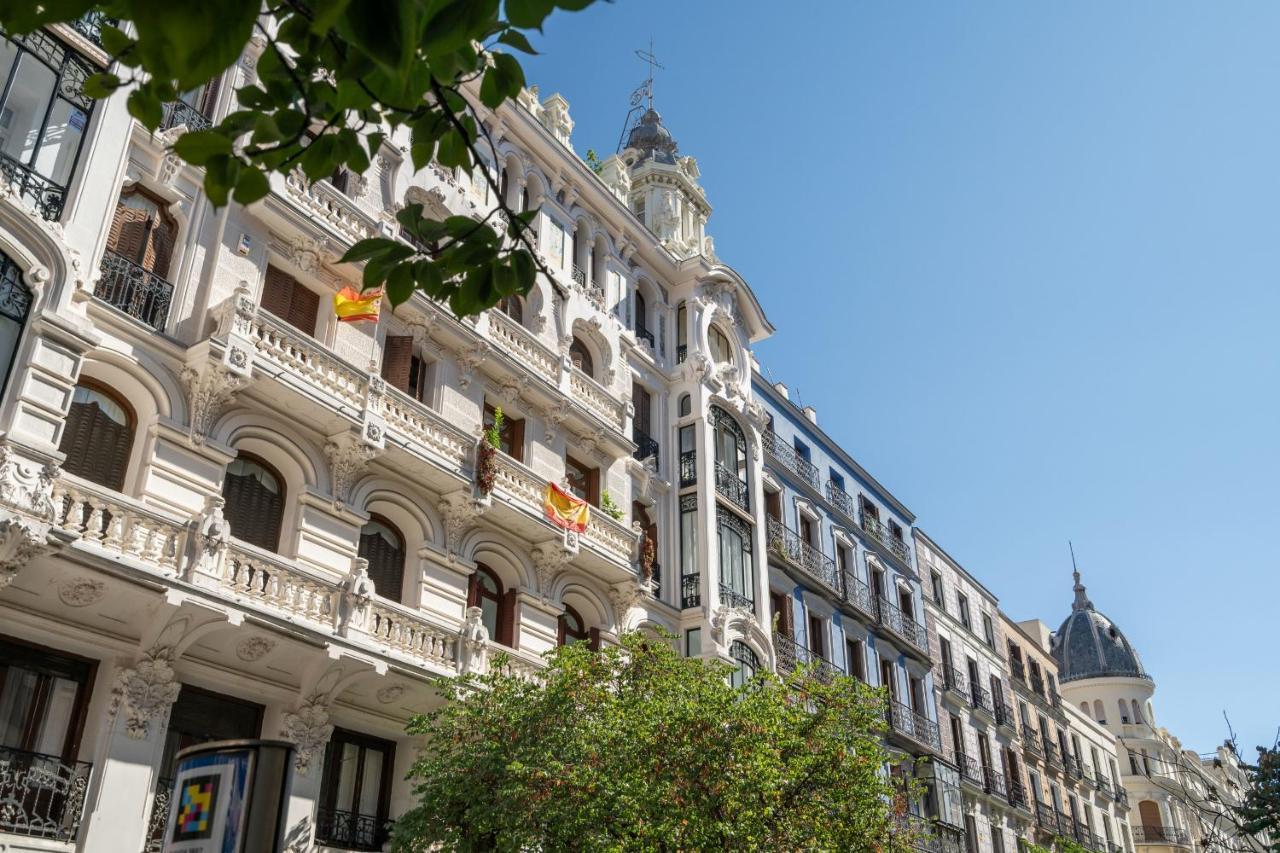 Apartamento En La Puerta Del Sol Apartment Madrid Luaran gambar