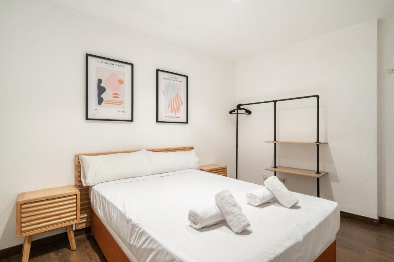 Apartamento En La Puerta Del Sol Apartment Madrid Luaran gambar