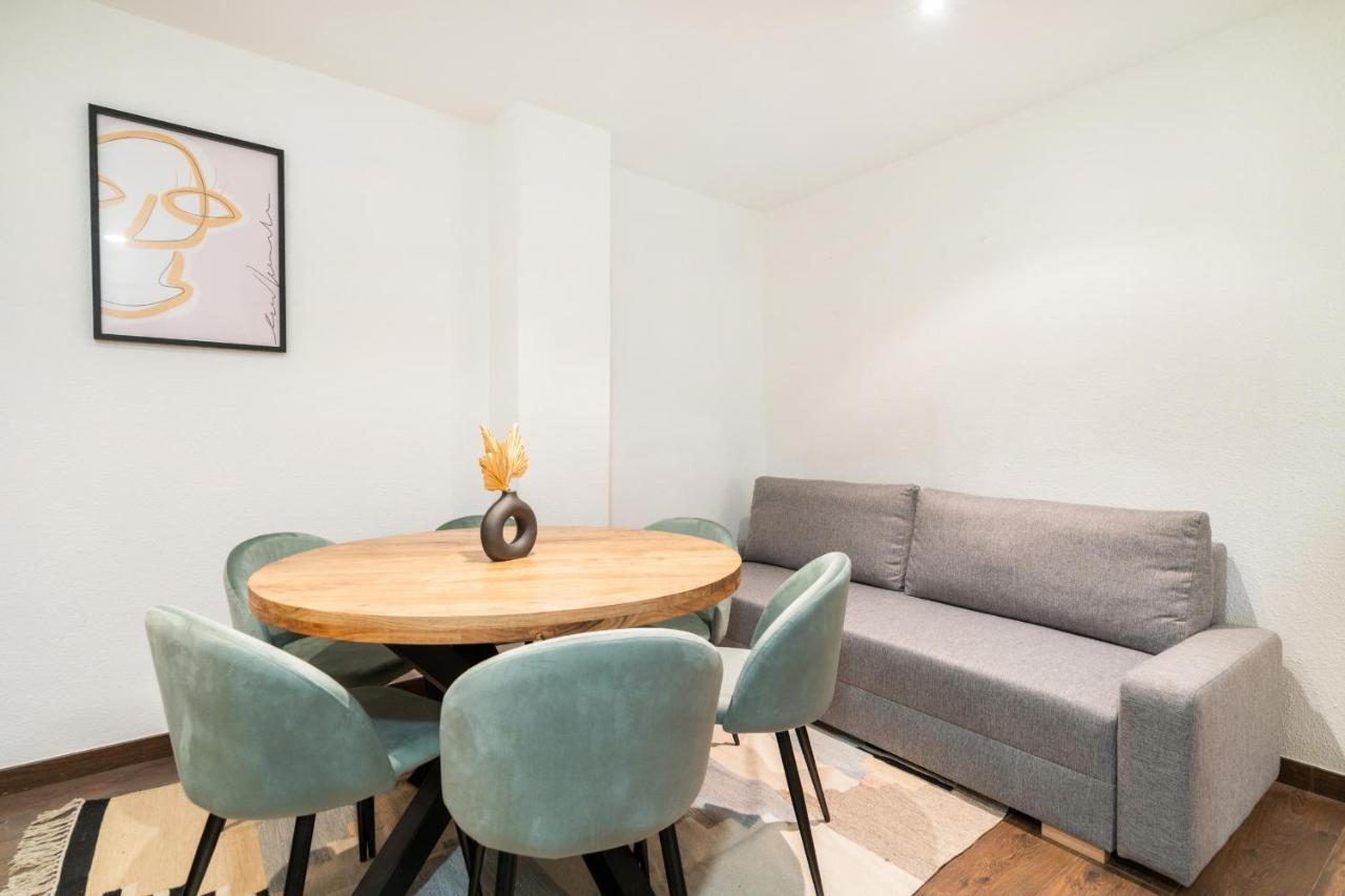 Apartamento En La Puerta Del Sol Apartment Madrid Luaran gambar